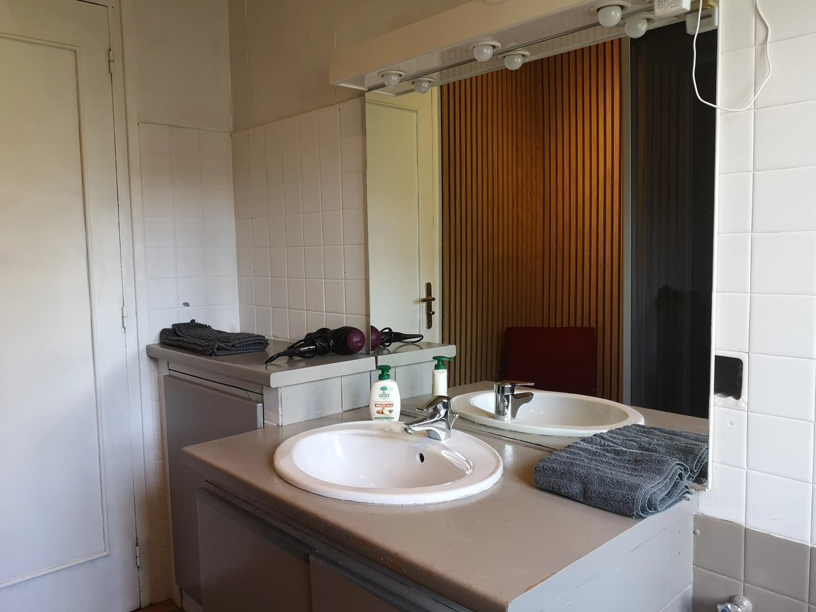 Espace Ancien corps de ferme avec hammam, spa, grange, cour intérieure - 3