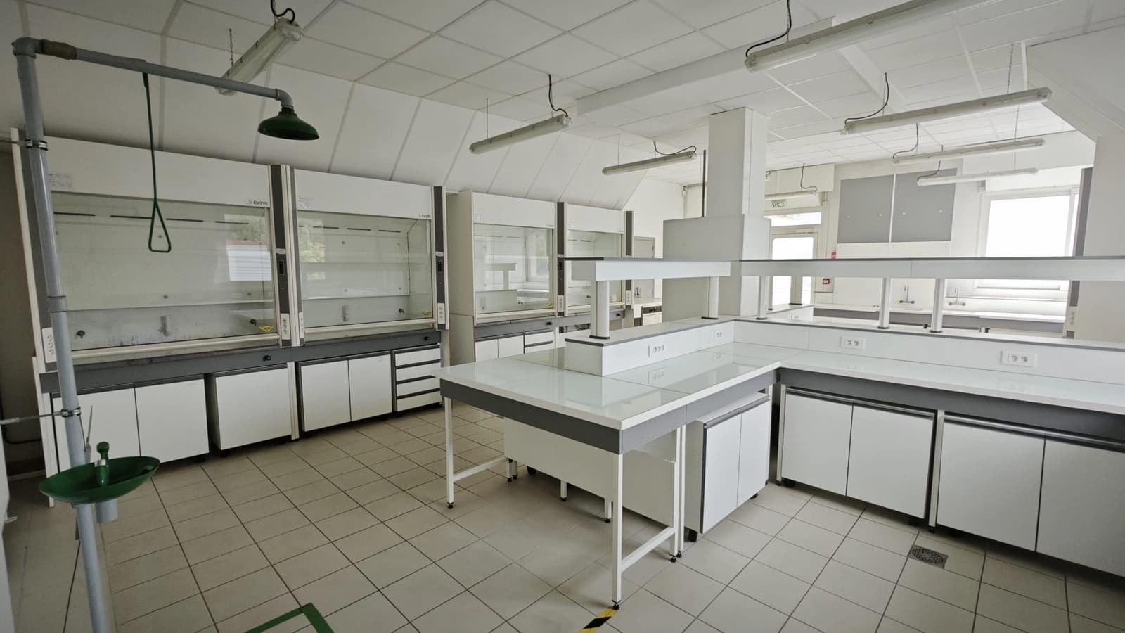 Espace Décor Laboratoire Scientifique - 1