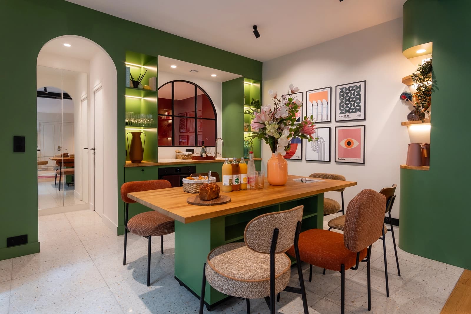 Space Maison Voltaire, character loft in an old printing house, Paris 11th arrondissement - 2