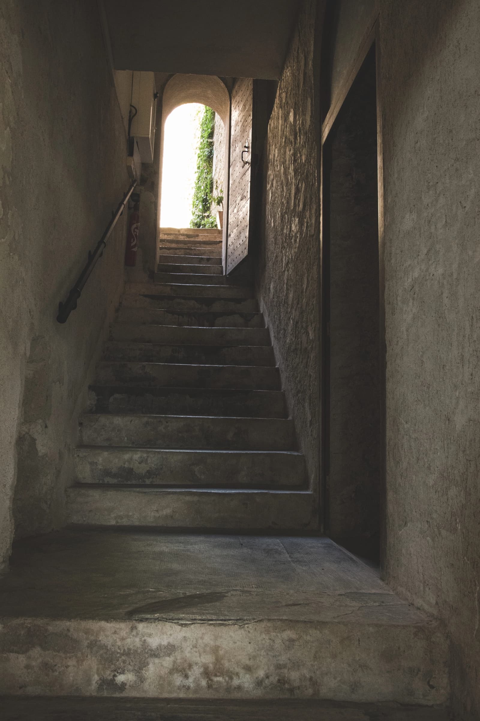 Space Vaulted cellar of a 15th-century historic monument - 4