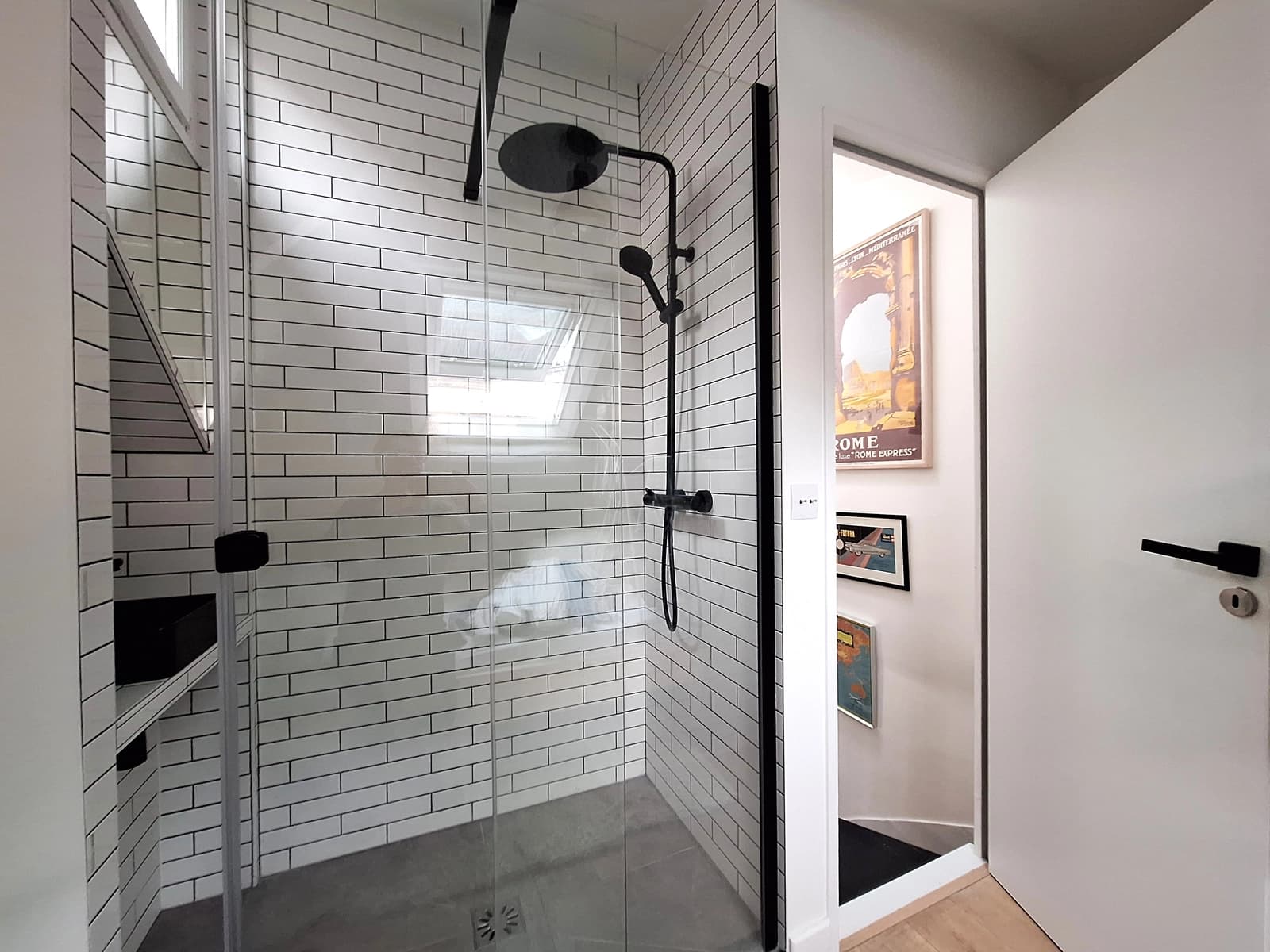 Space Artist's modern loft in the heart of the 8th arrondissement of Paris - 4