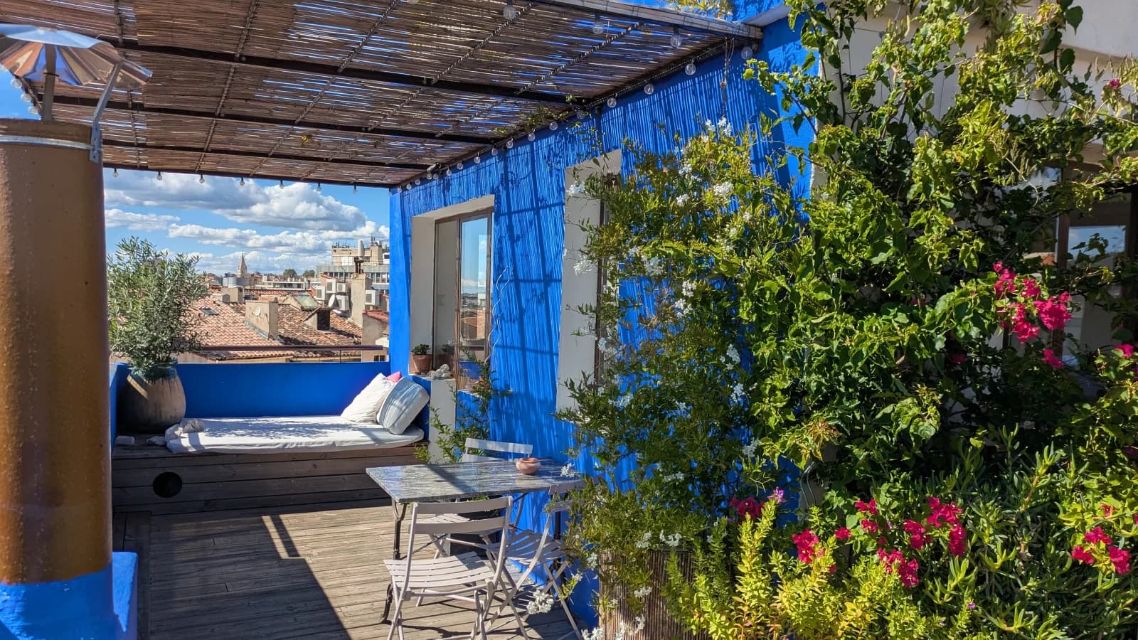 Espace Appartement centre ville, grande terrasse, vue dégagée à 180°, sans vis à vis - 3
