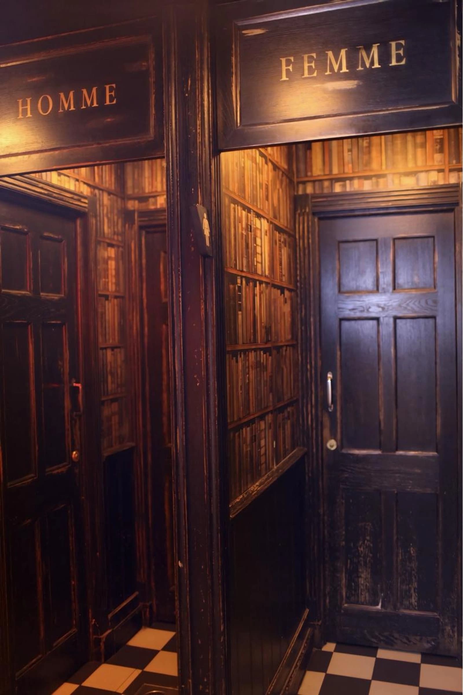 Space Speakeasy / Gentlemen club - 3