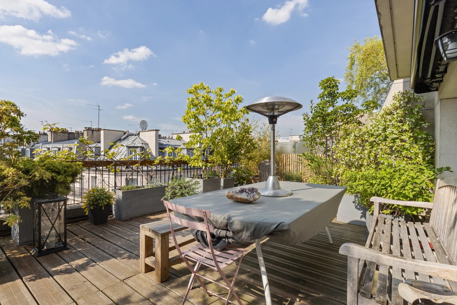 Meeting room in Apartment and garden on the rooftops of Paris - 1