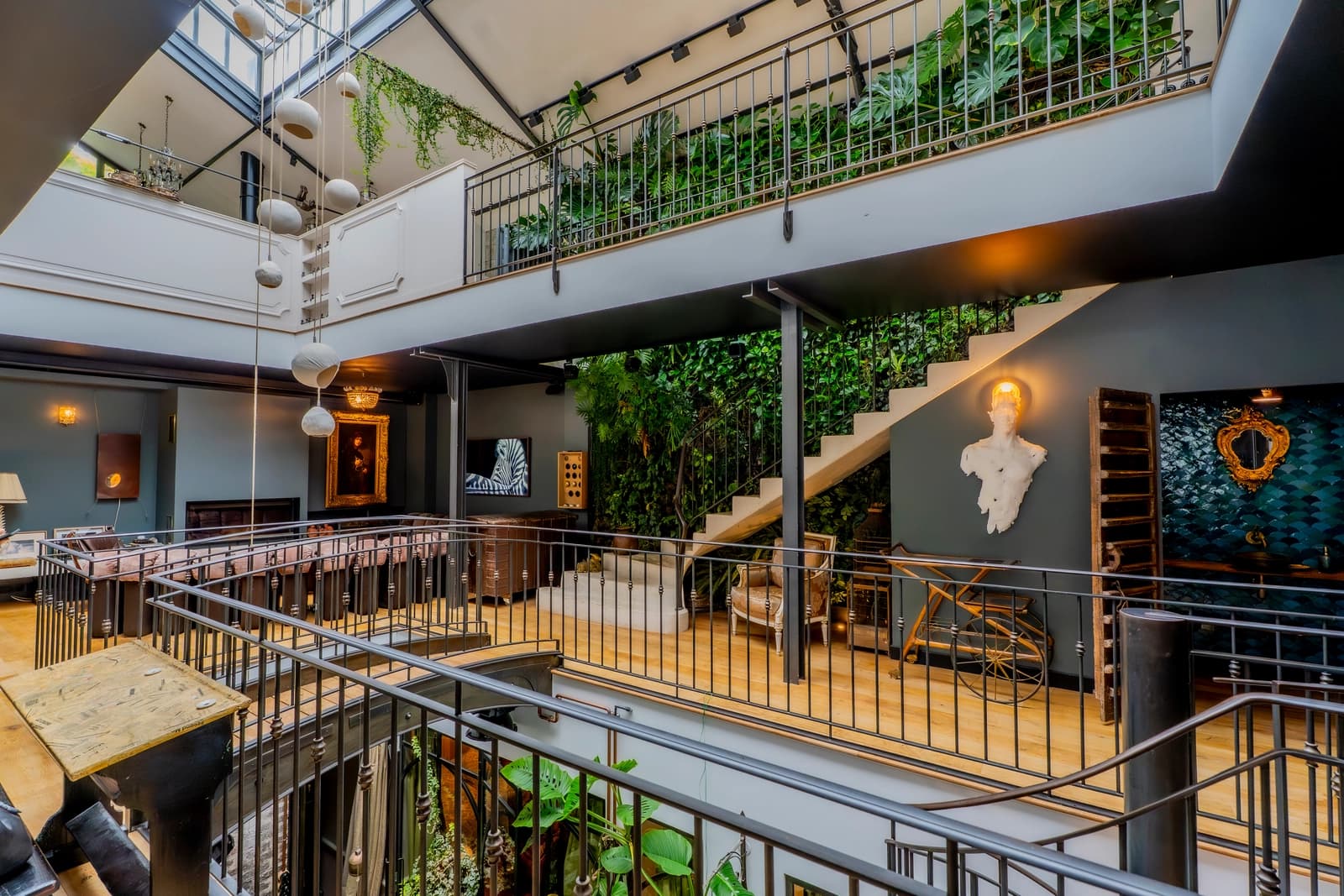 Space Exceptional Tropical Loft - 0