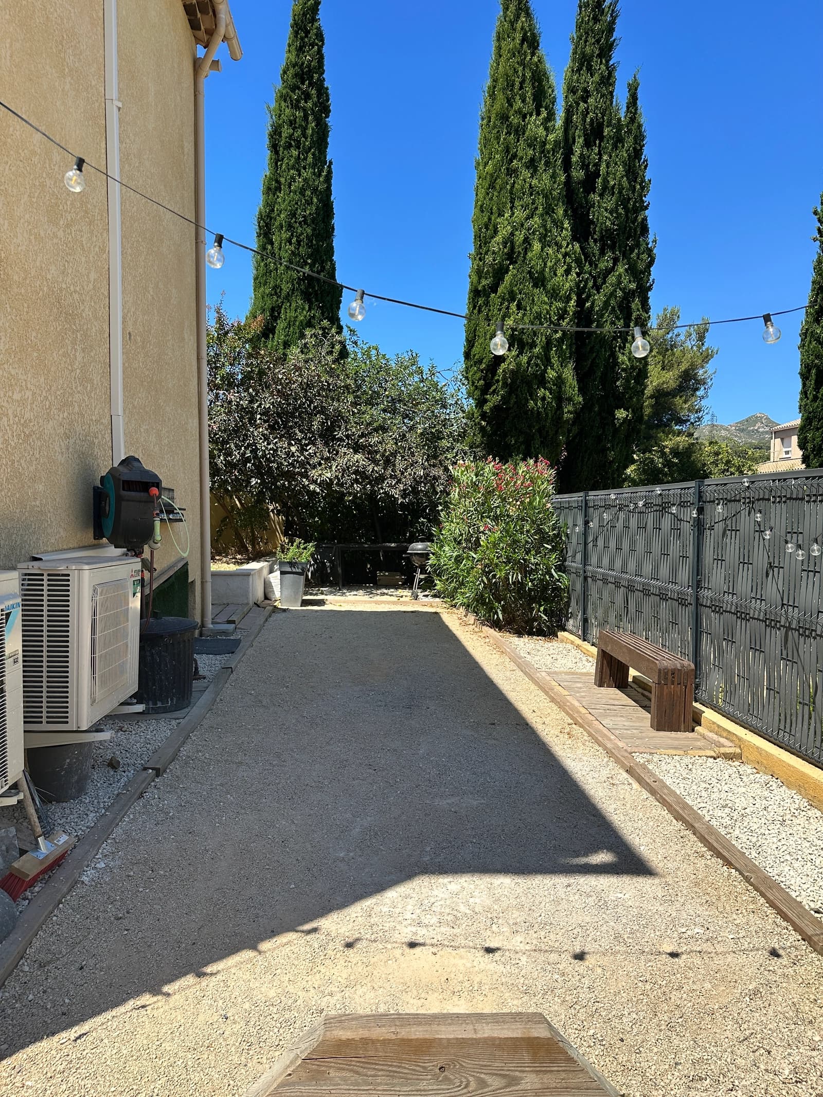Espace Villa lumineuse aux Accates – Calme, jardin et piscine pour tournages & événements intimistes à Marseille - 1