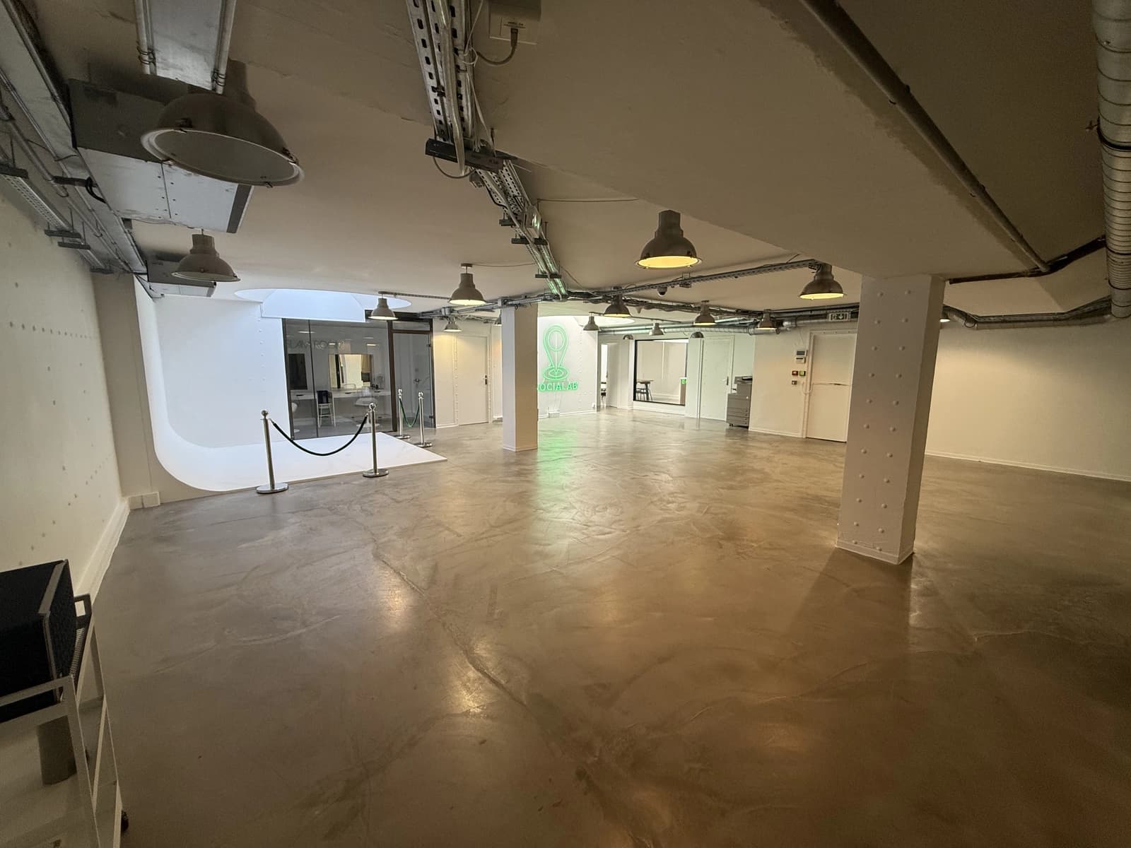 Space Photo/Video shooting studio - 1