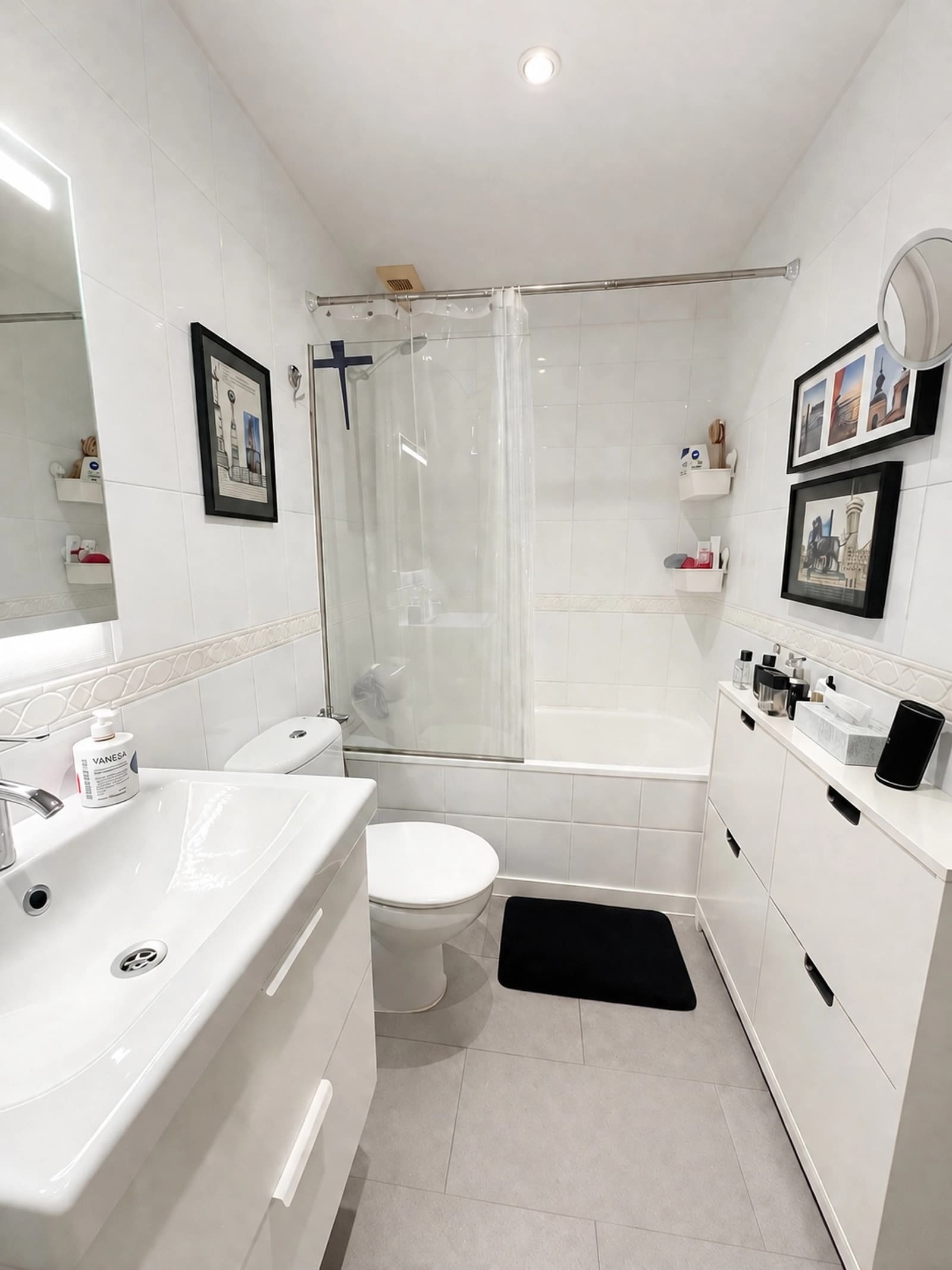 Space Bright contemporary apartment in Barcelona for shoots, series and filming - 4