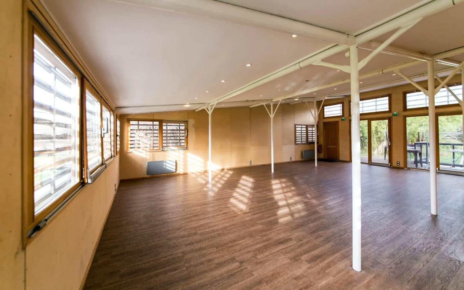 Espace Pavillon tout équipé dans un cadre champêtre en plein Paris - 3