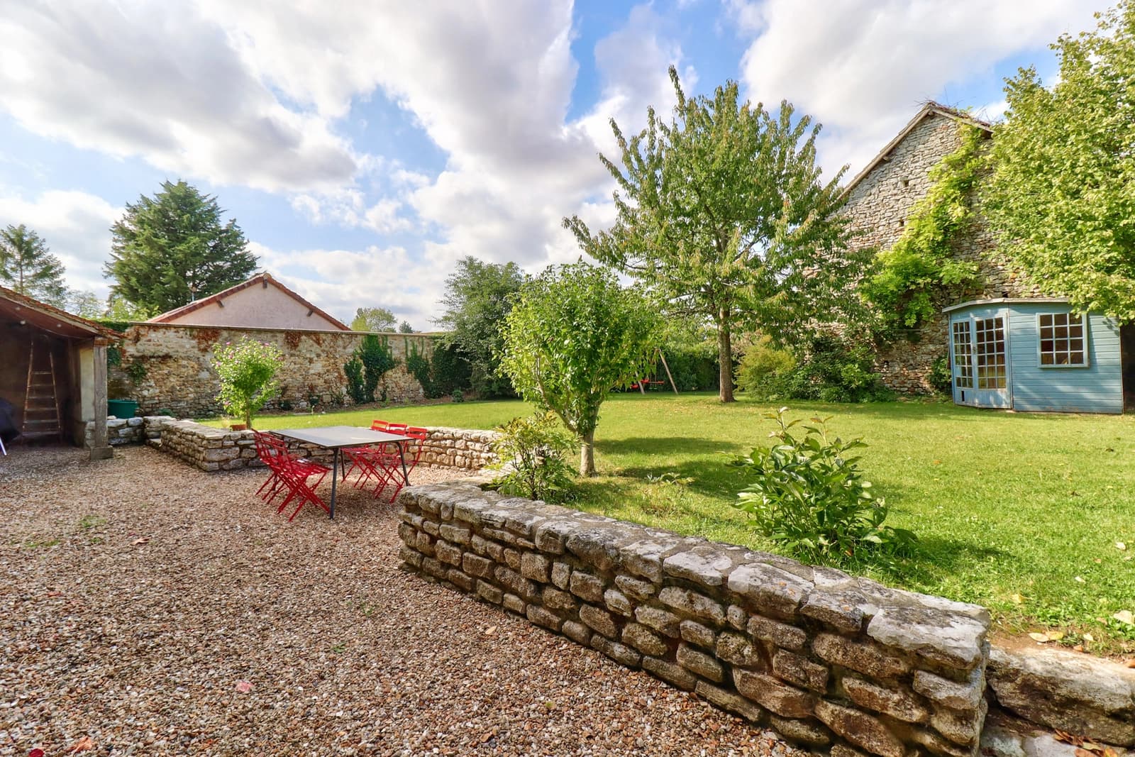 Space Large country house for shoots (20 people, 1 hour from Paris) - 3