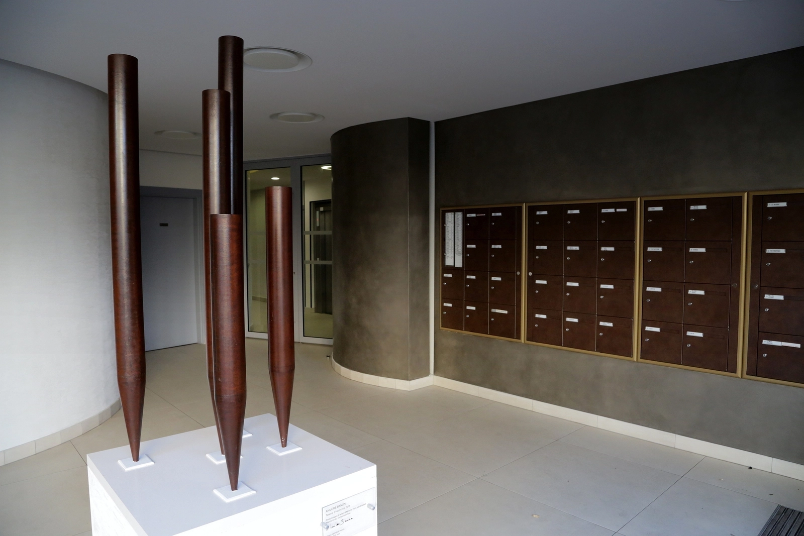 Space Magnificent duplex with a circular terrace of 114 m2 - 3