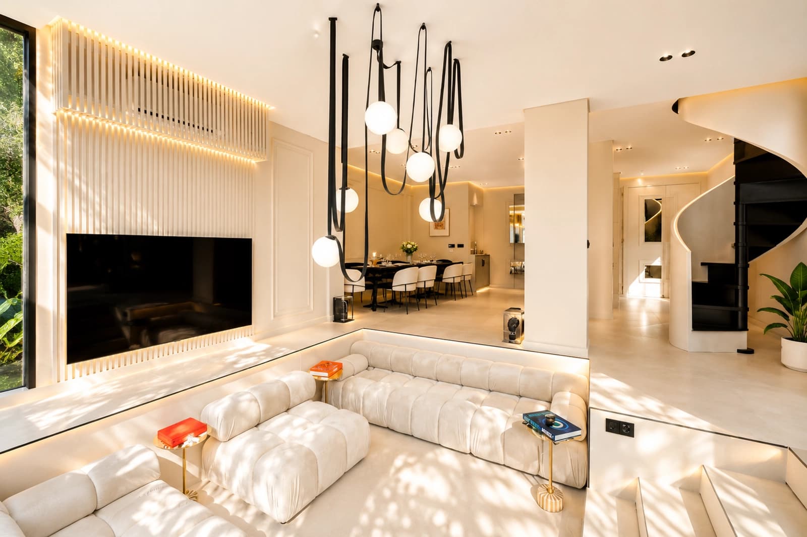 Space An exceptional contemporary villa in the heart of Cannes - 1