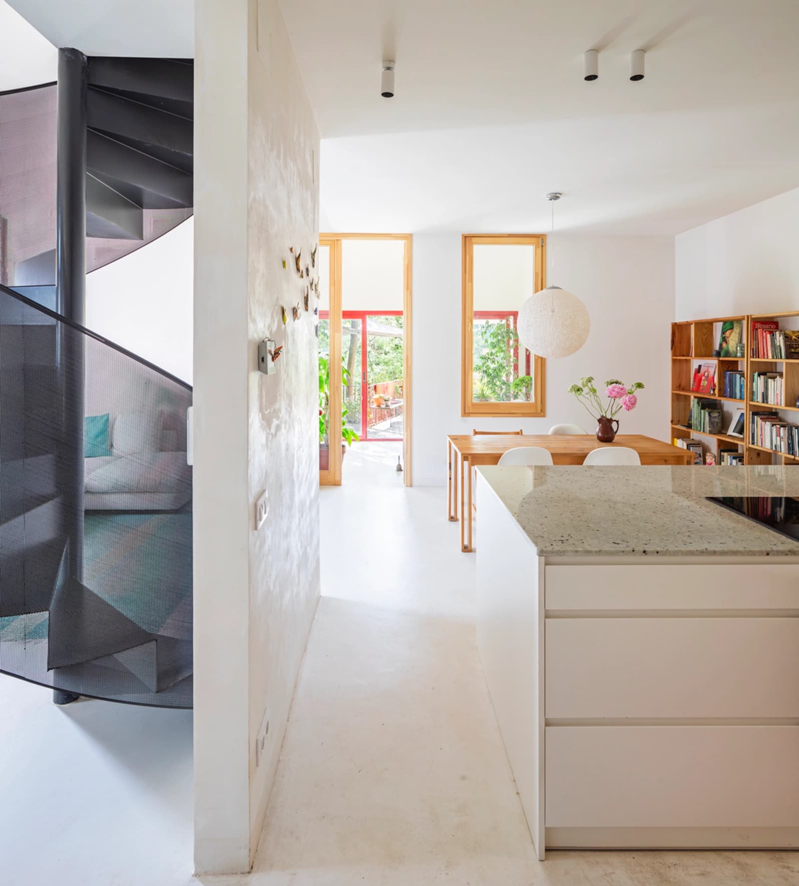 Space Modernist house in Collserola Park - 1