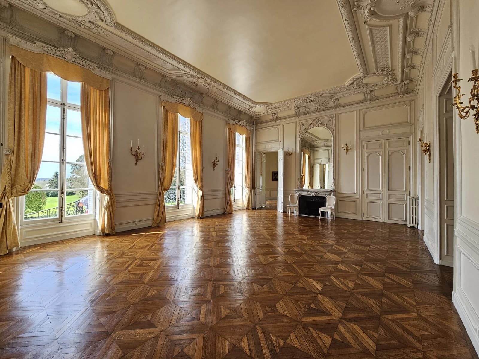 Espace Château emblème de la belle époque - 1