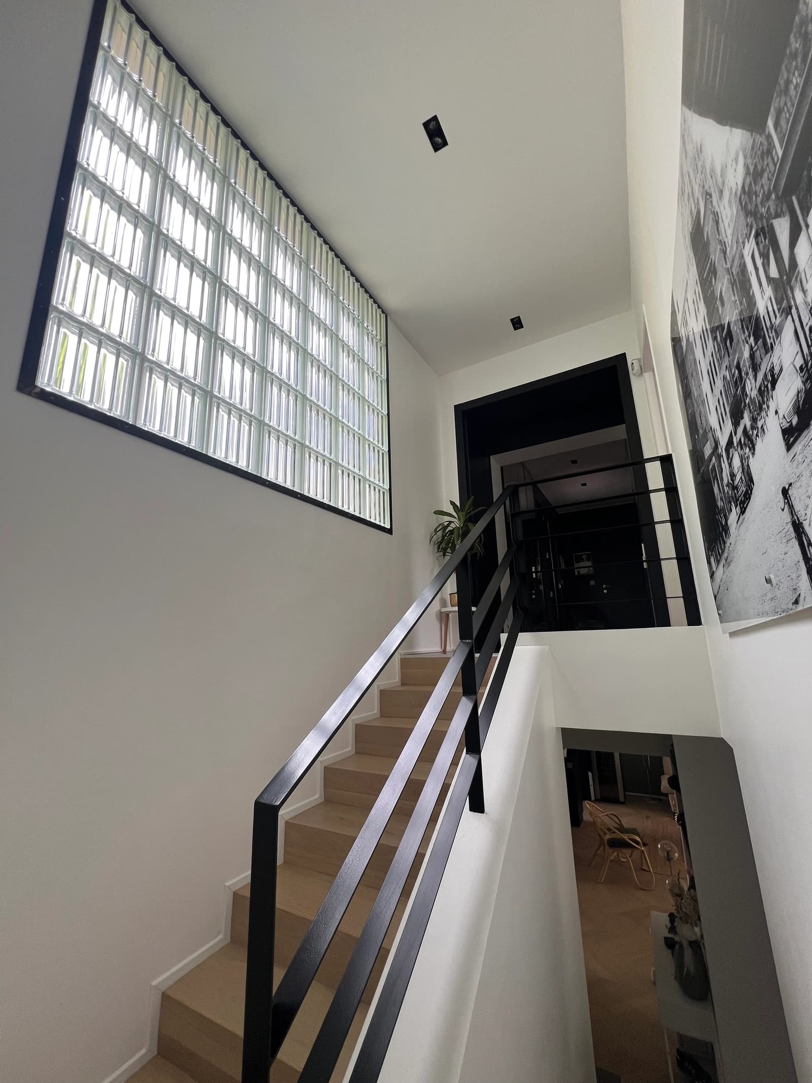 Espace Maison contemporaine avec son jardin paysager - 4