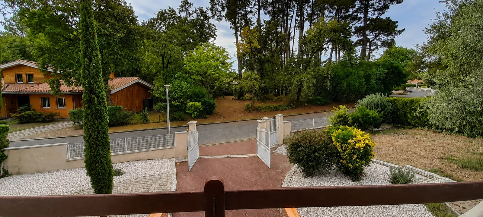Espace Maison dans la nature avec sous sol - 4