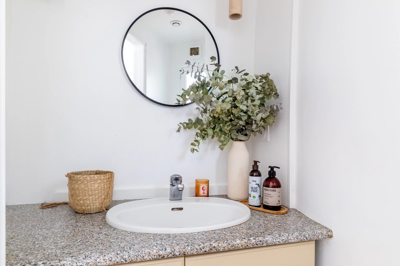 Space Bright and equipped kitchen studio – Paris 14th arrondissement - 4