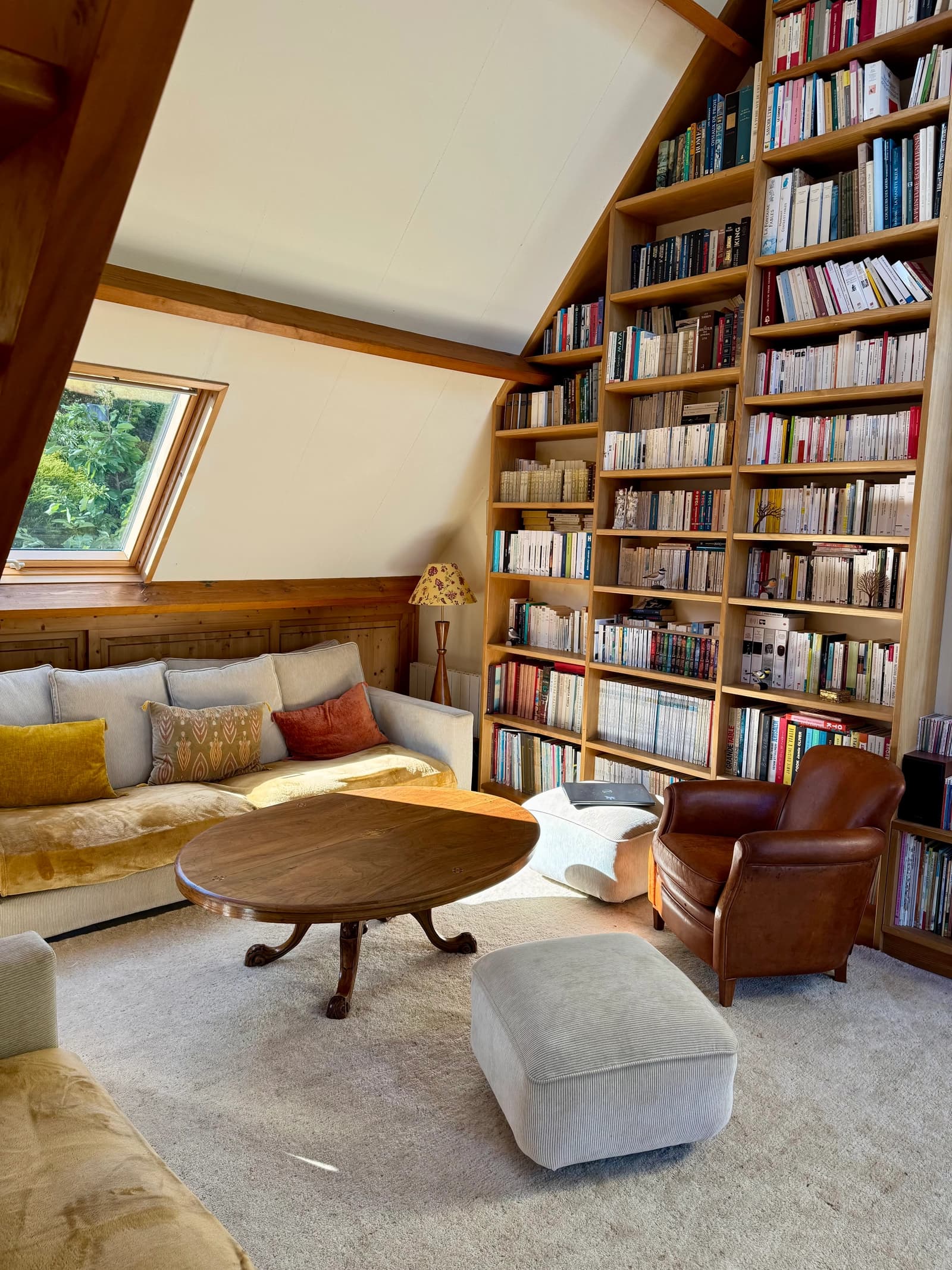 Space Architect-designed A-frame house, very original, bright and warm, sea view - 0