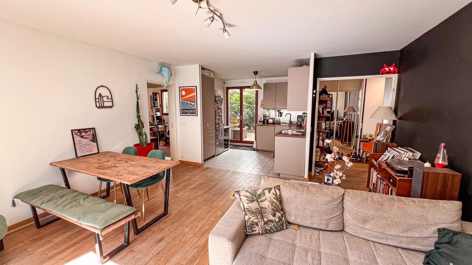 Space Apartment with garden - 2