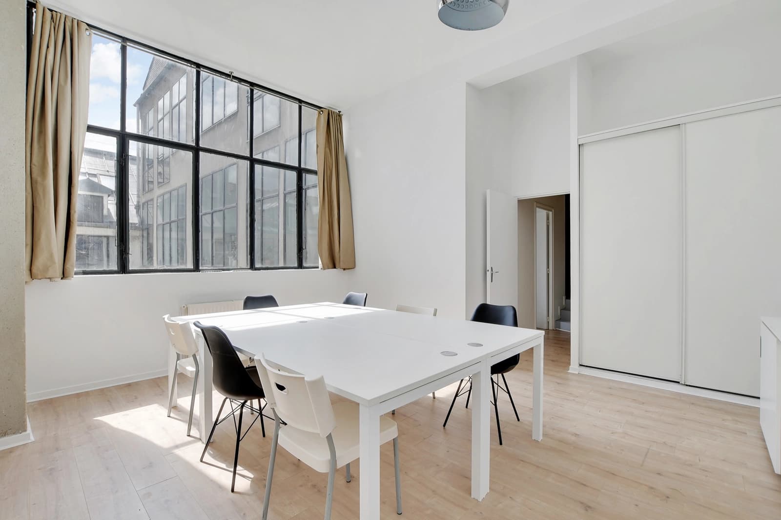 Space Photo studio with training room - 4