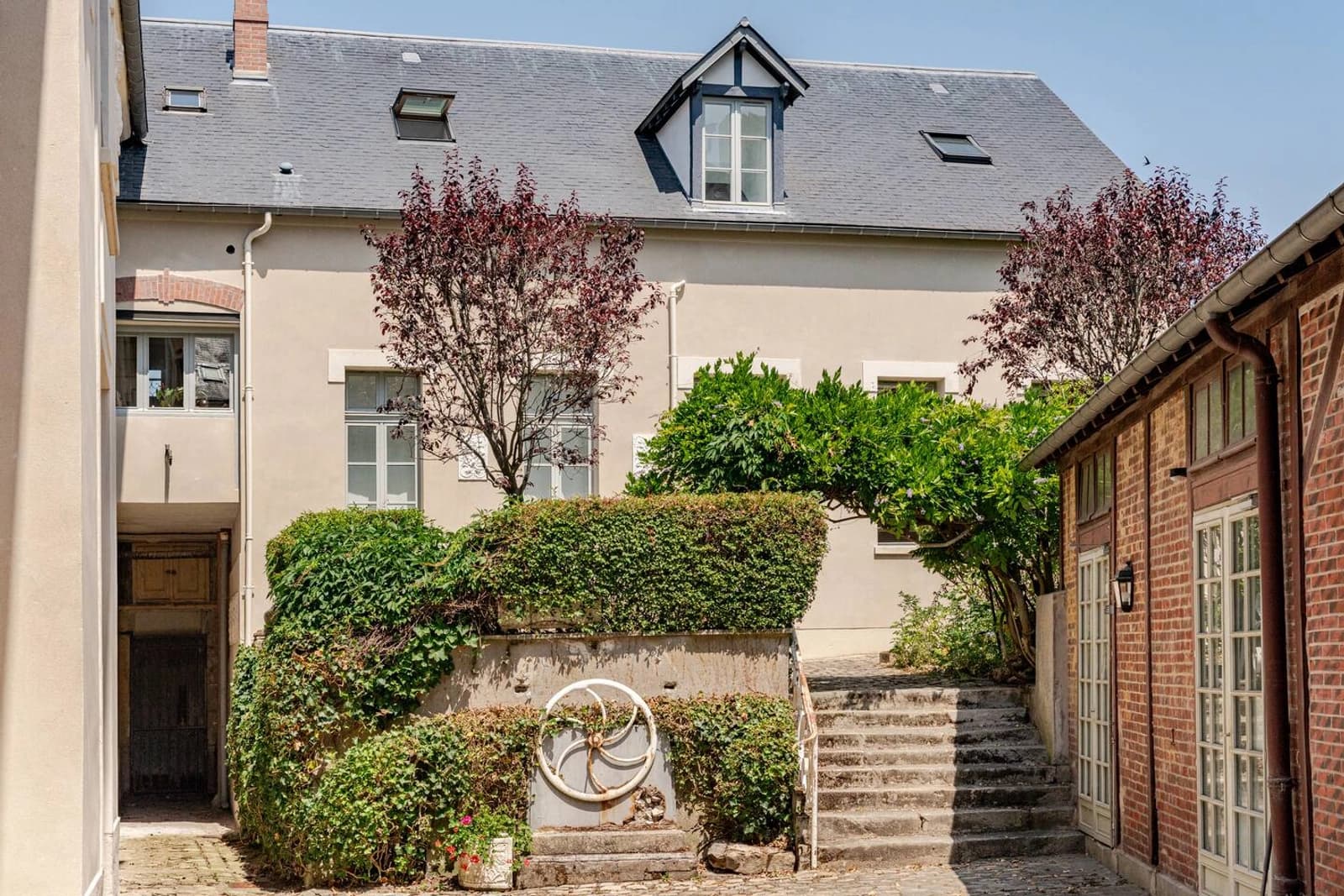 Space Loft apartment in a historic residence - 4