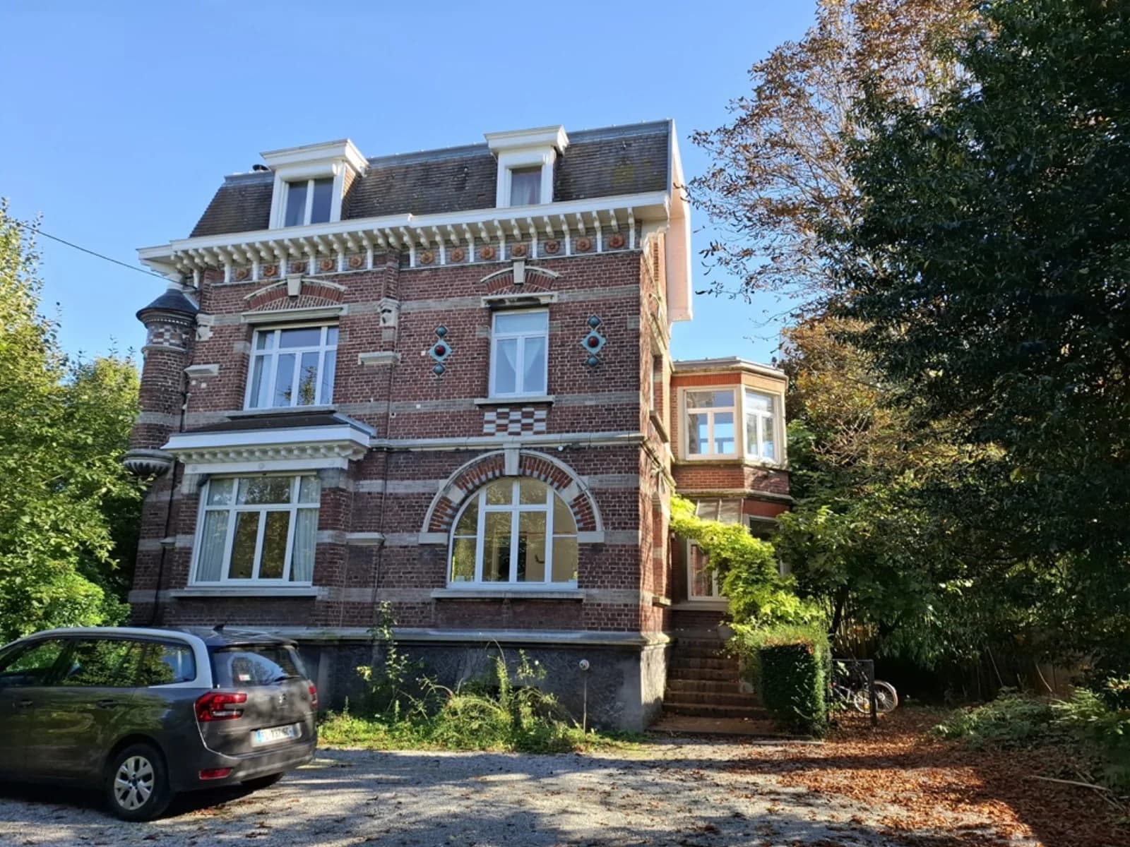 Space Character house - 0