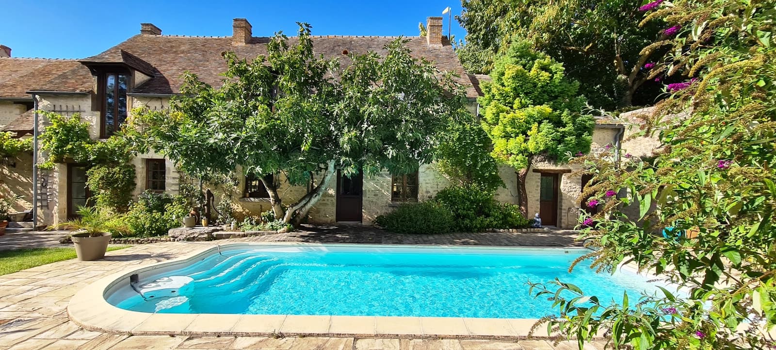 Salle de réunion dans Longère rénovée avec soin à 70 kilomètres de Paris - 1