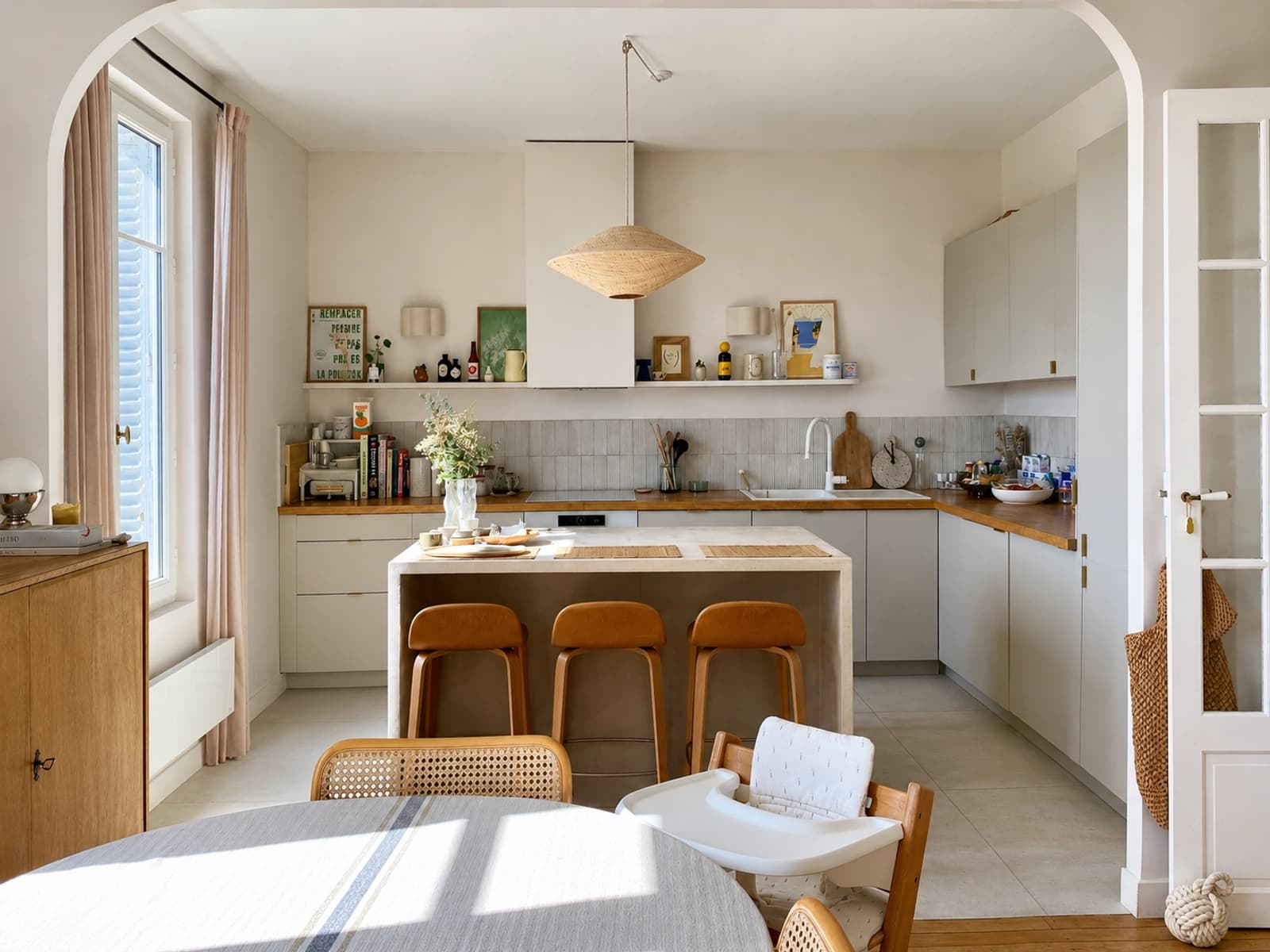 Space Designer 85 m² apartment bathed in light in Saint-Ouen - 0