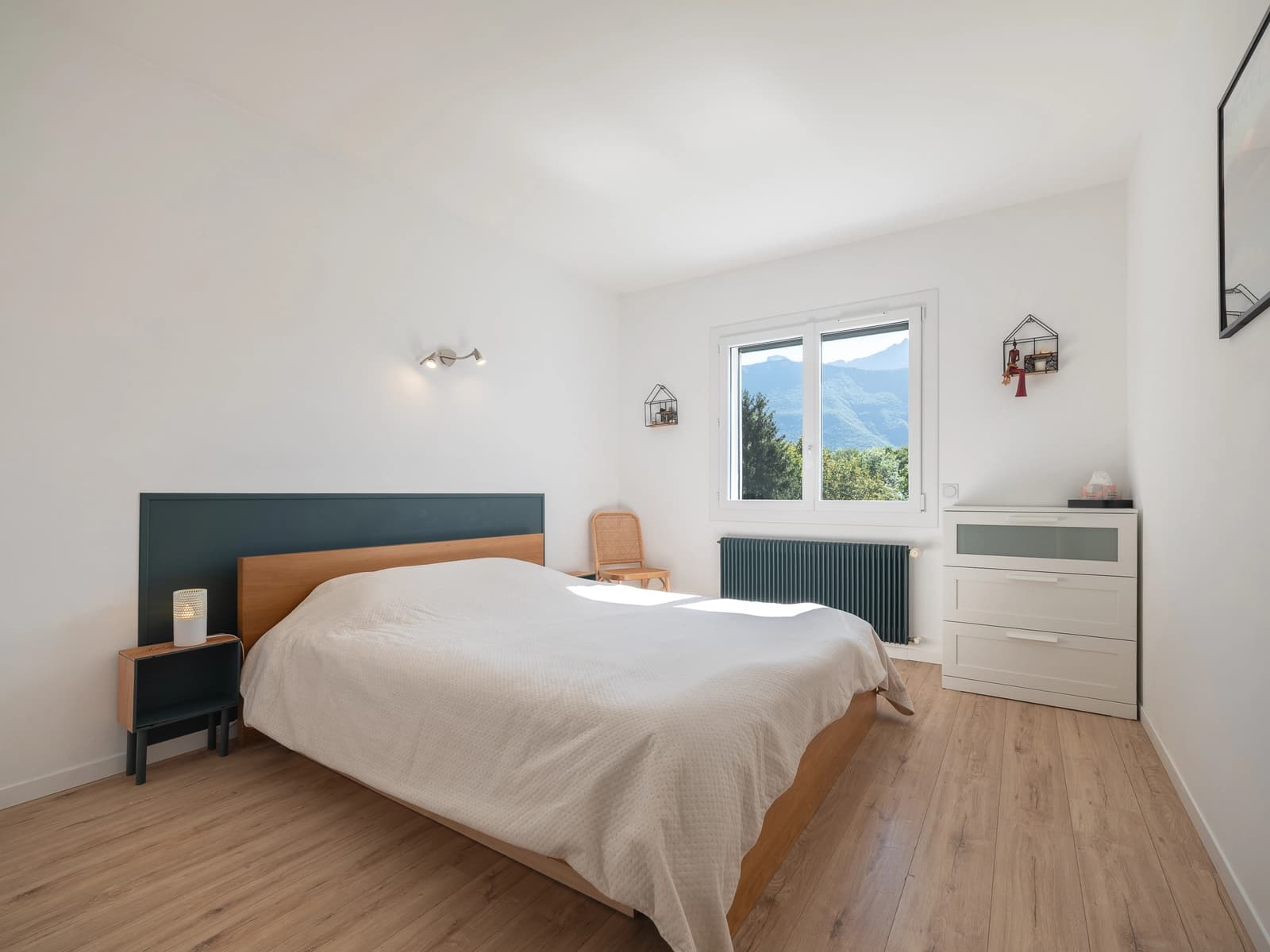 Space 160 m2 house with open views in Haute-Savoie at the end of Lake Annecy - 4