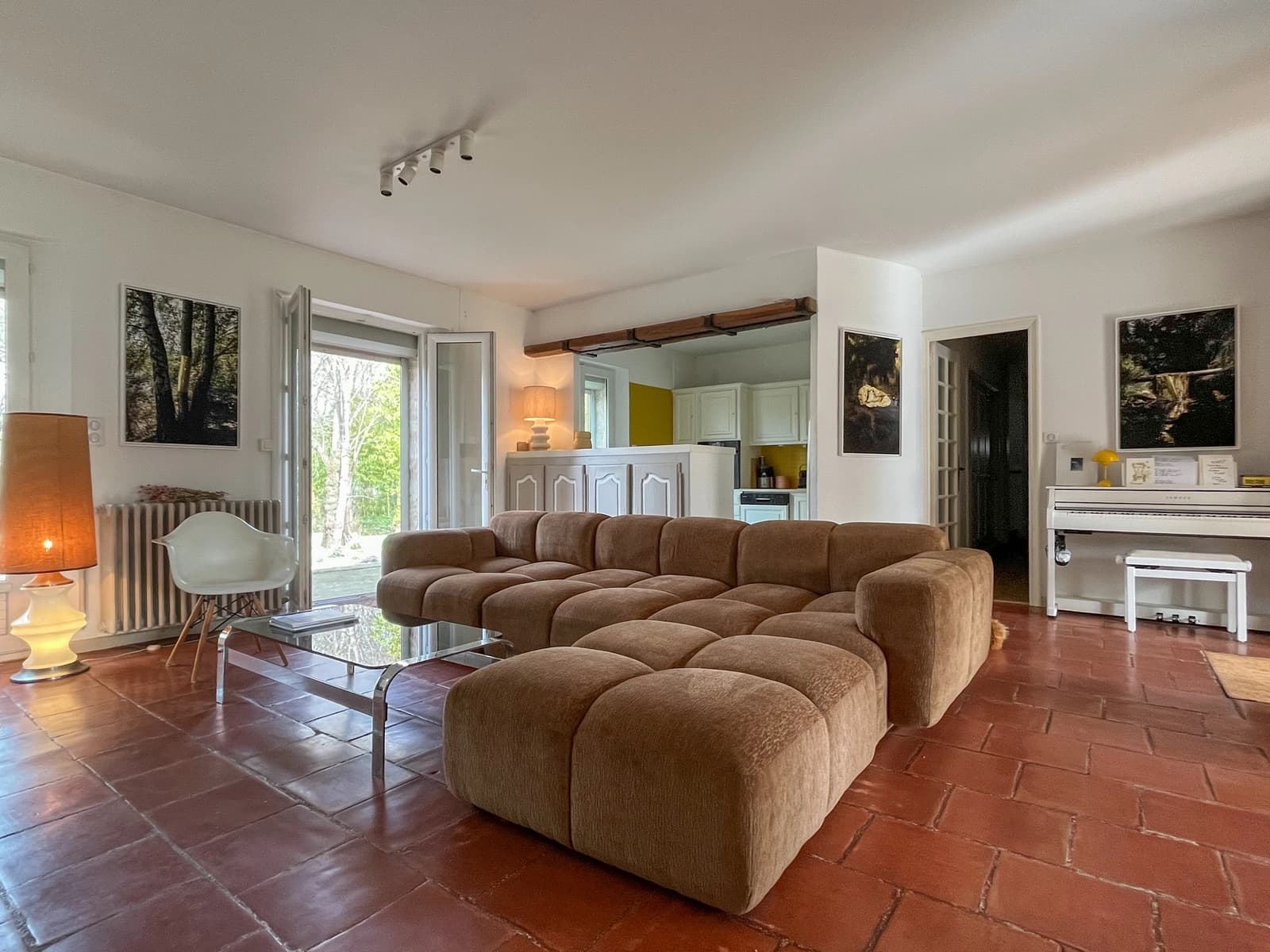 Space Artist's House in Provence - Garden by the Water with Private Access to the Sorgue - 3