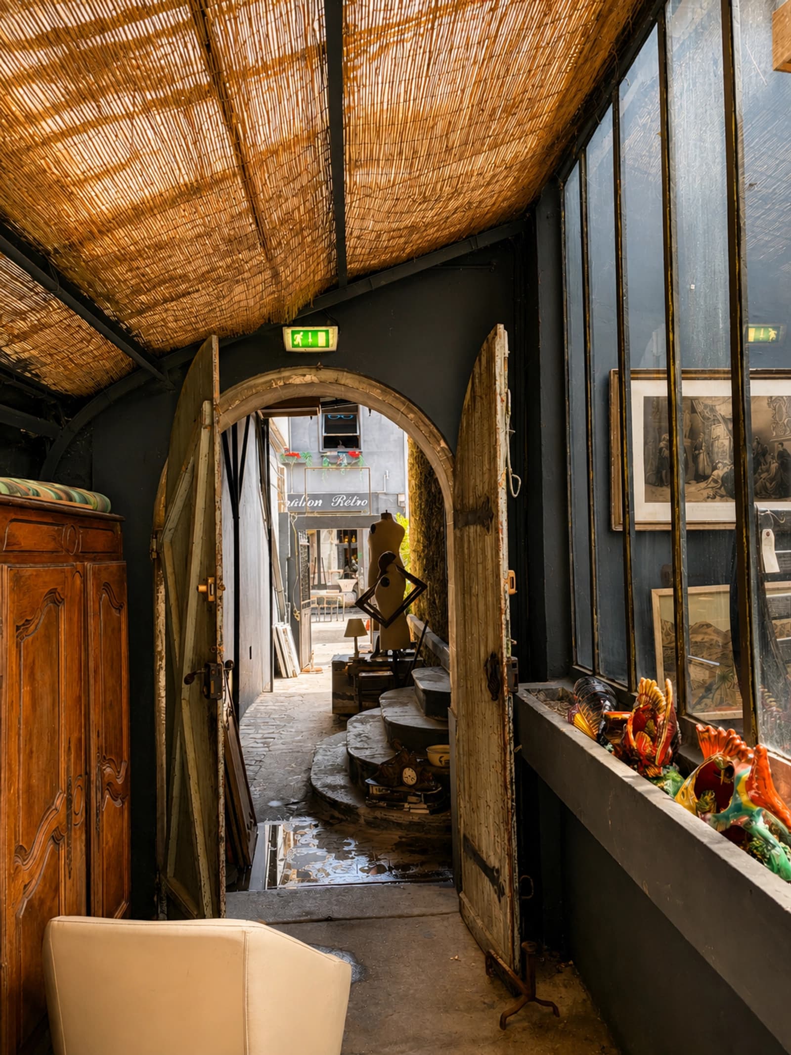 Space Antique dealer's house 1909 - 1