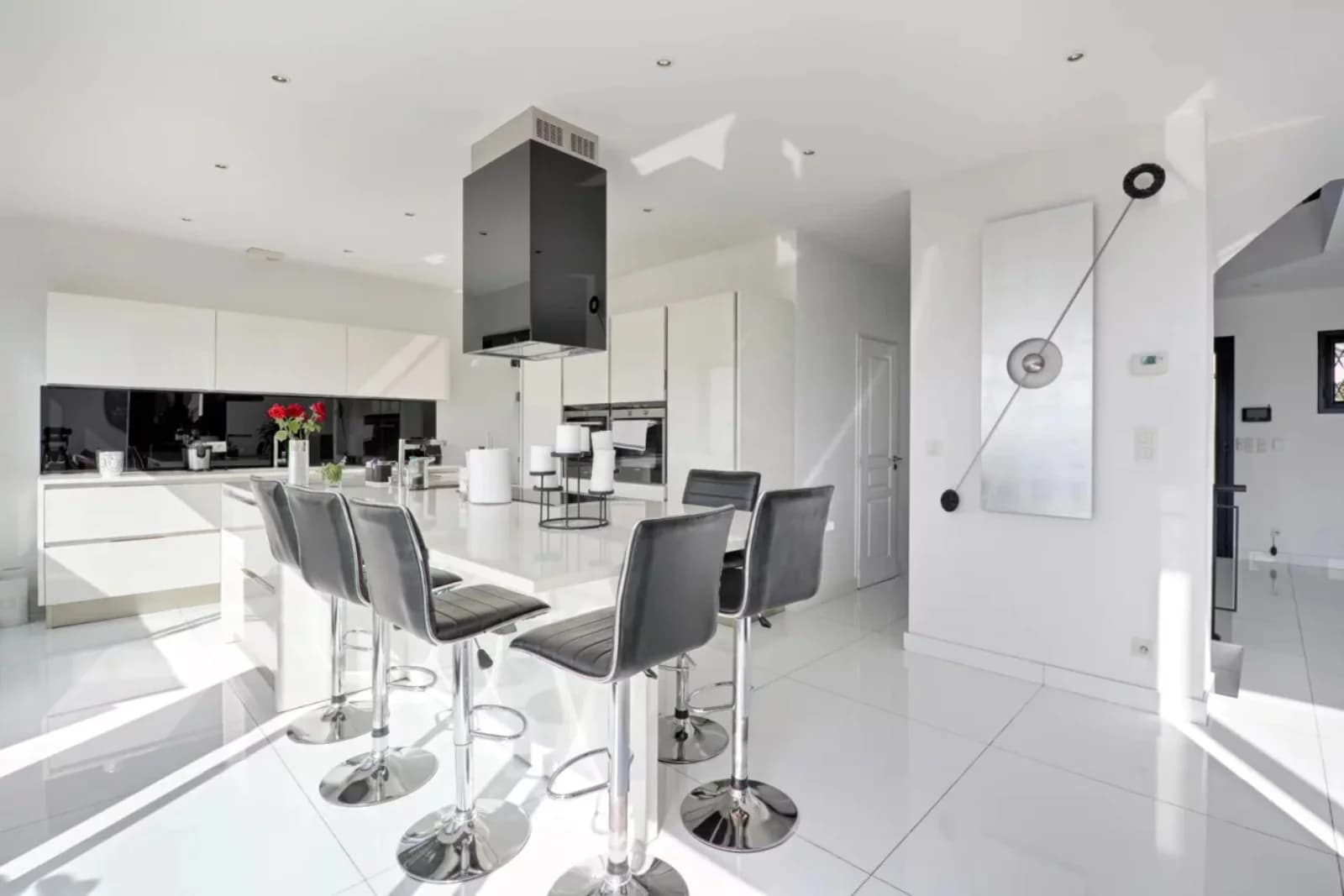 Space Villa with swimming pool - 2