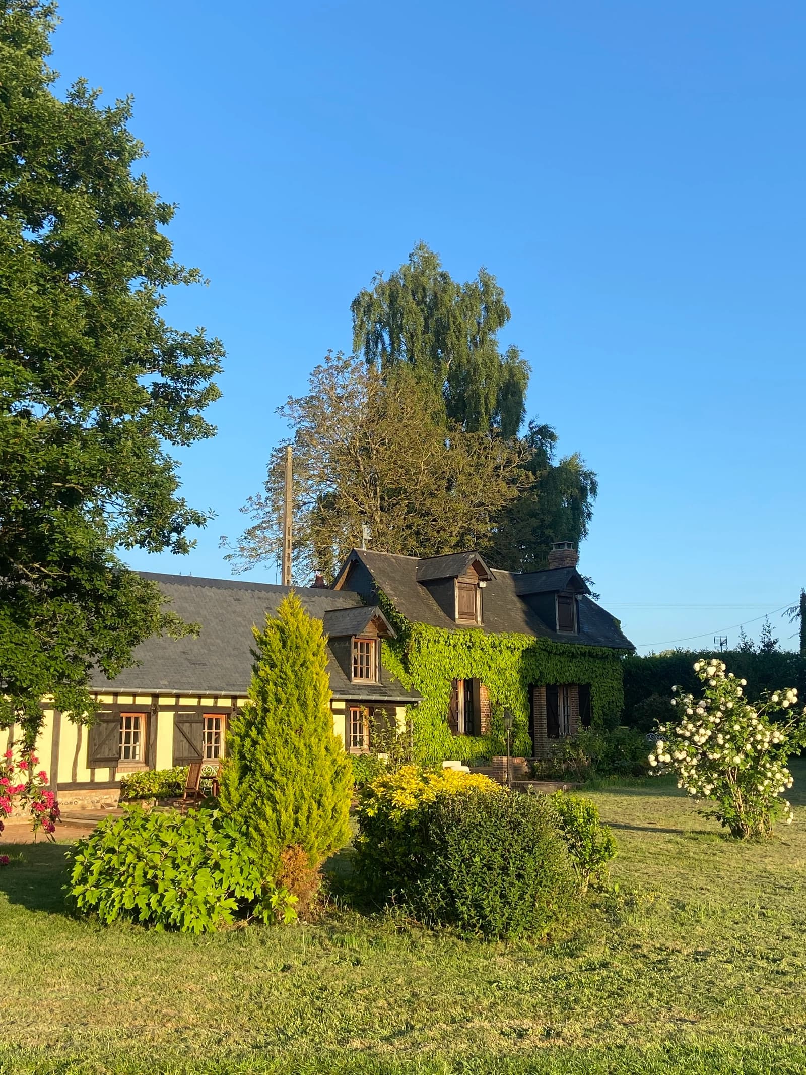 Espace Grande maison de campagne normande, briques et colombages - 0