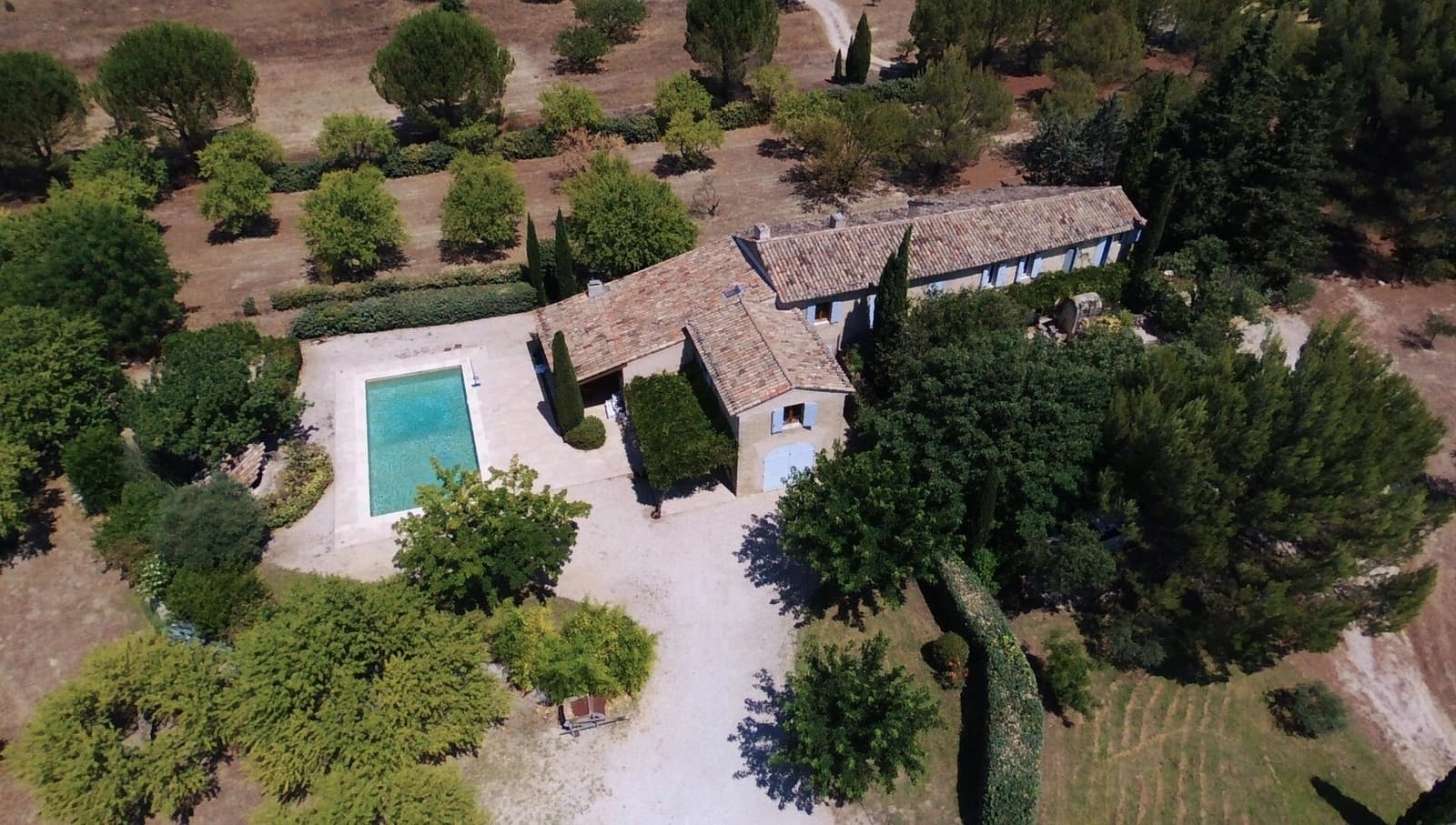 Espace Mas provençal de charme avec piscine et parc au cœur du Luberon - 0