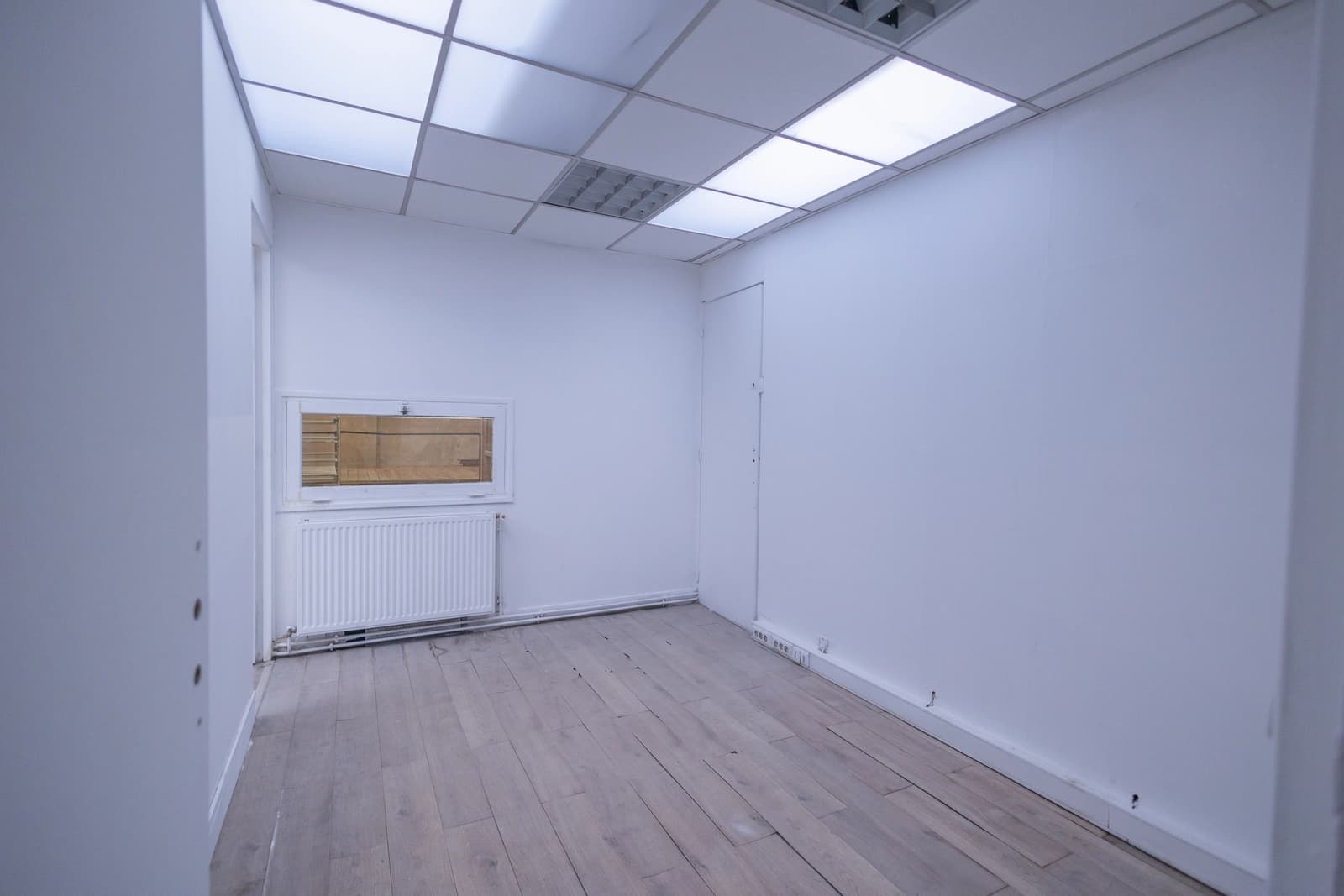 Space Industrial warehouse over 250m2 - 4