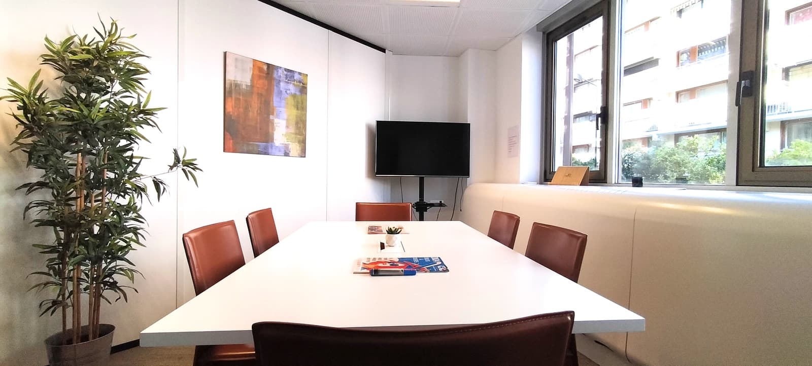 Space Premium & bright meeting room – Up to 12 people | Levallois-Perret - 1