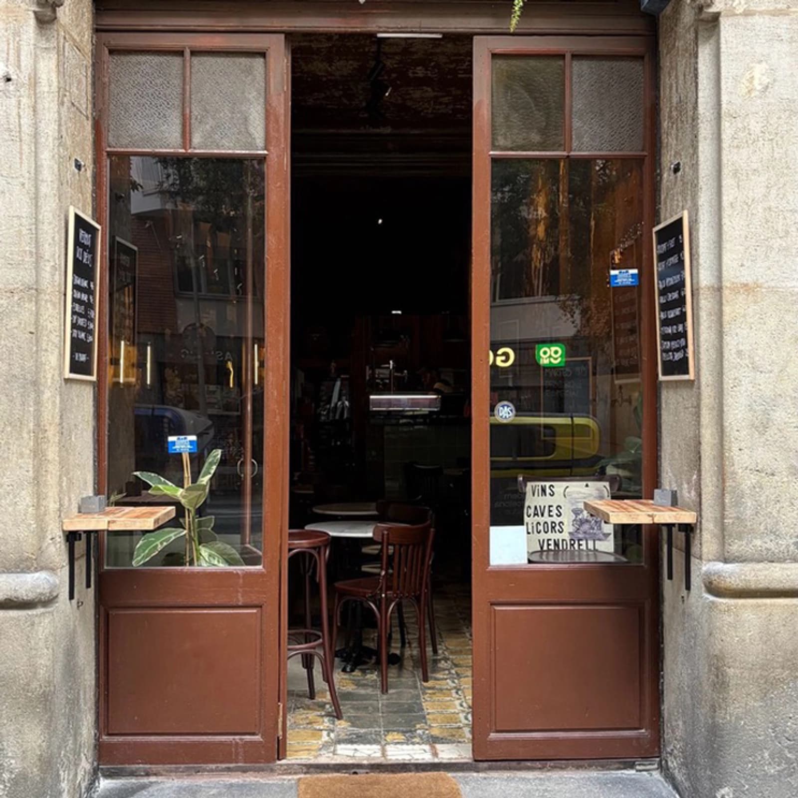 Space 1934 Historic Wine Bar with Original Elements and Unique Design - 0