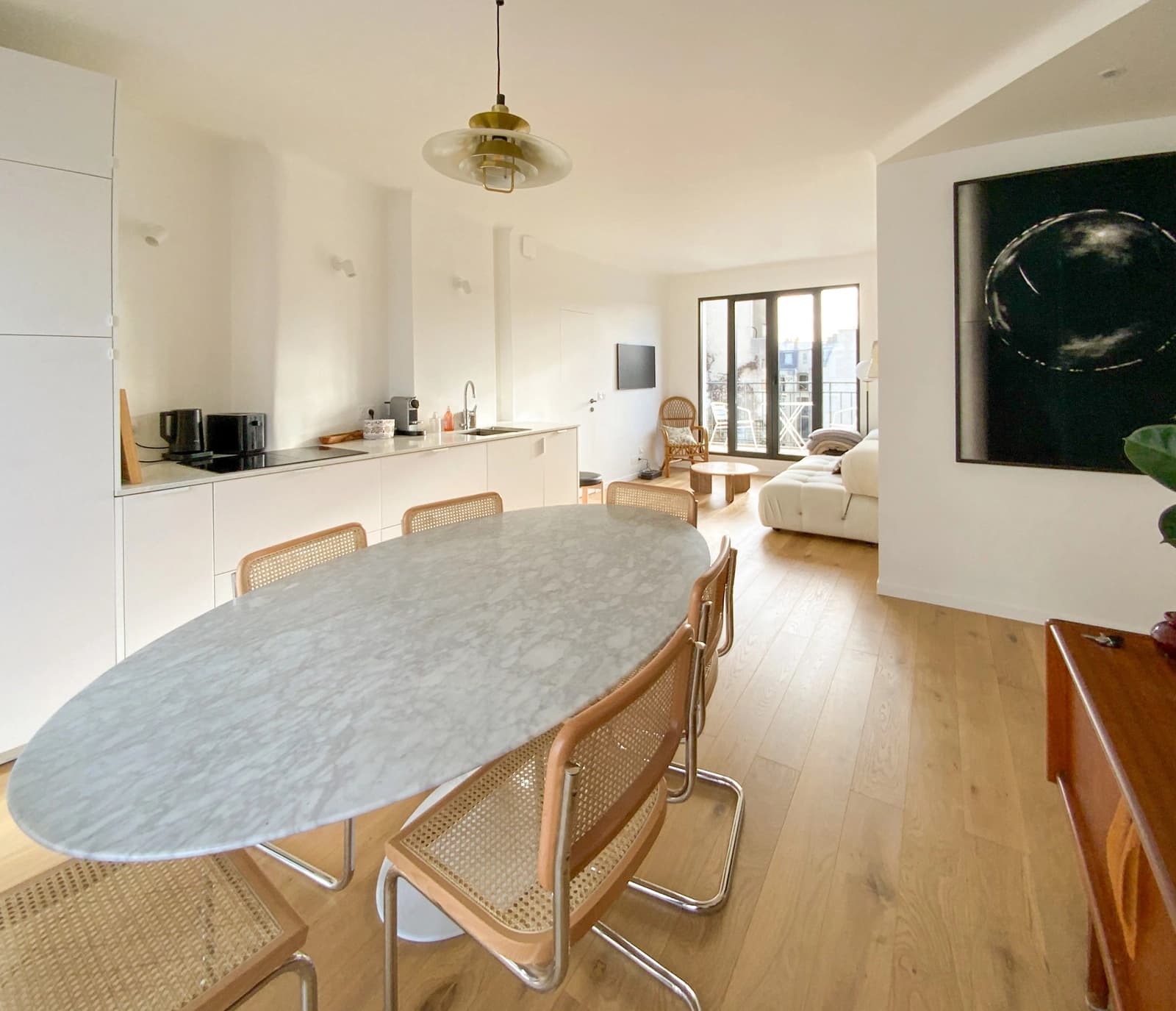 Space Fully renovated apartment - 55 m² with a double terrace. - 2