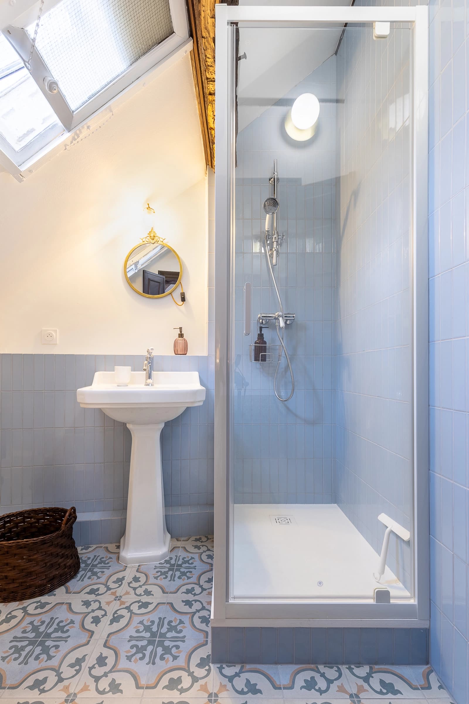 Space Charming renovated cottage in the heart of Moret-sur-Loing - 3