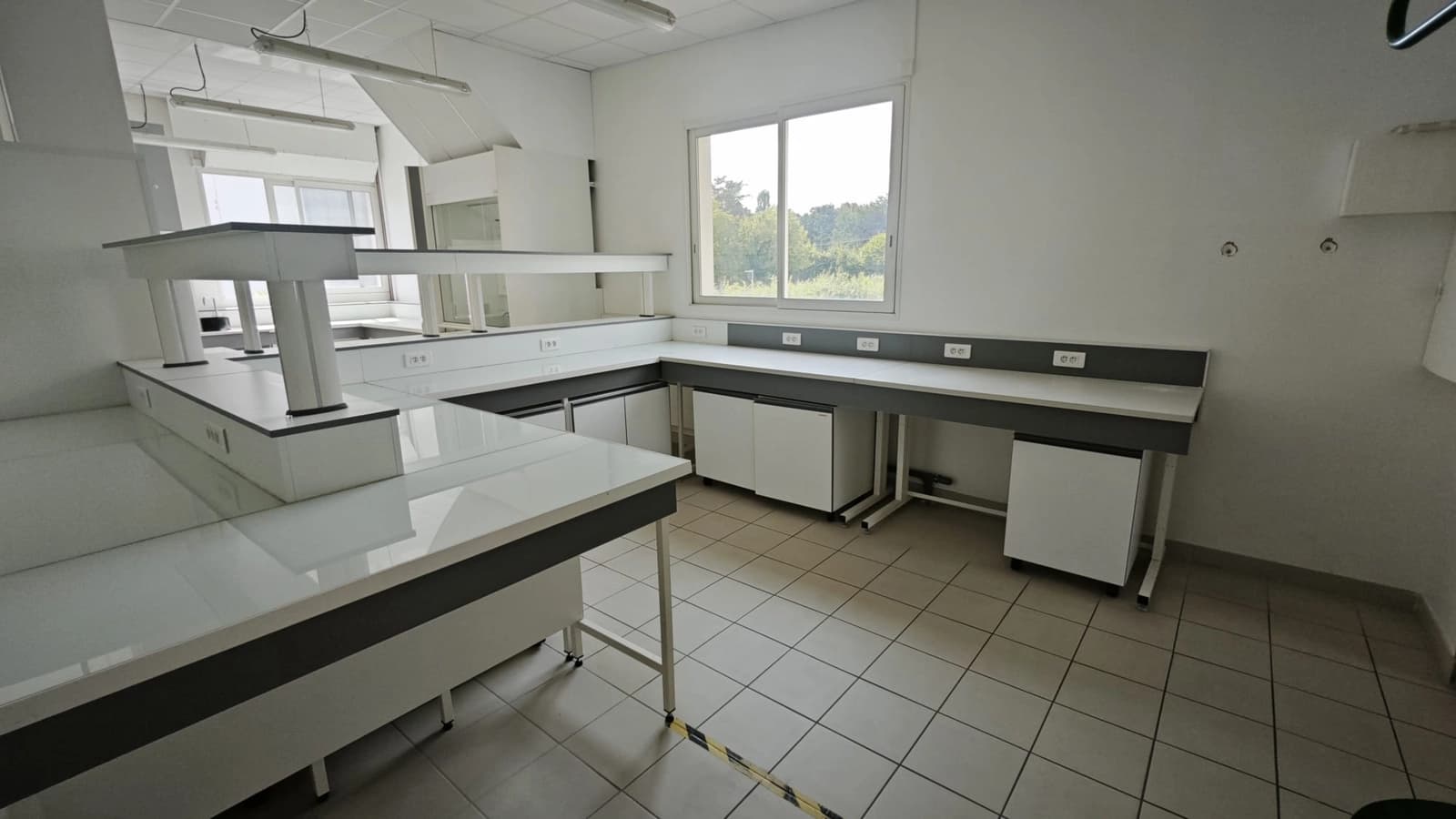 Espace Décor Laboratoire Scientifique - 0