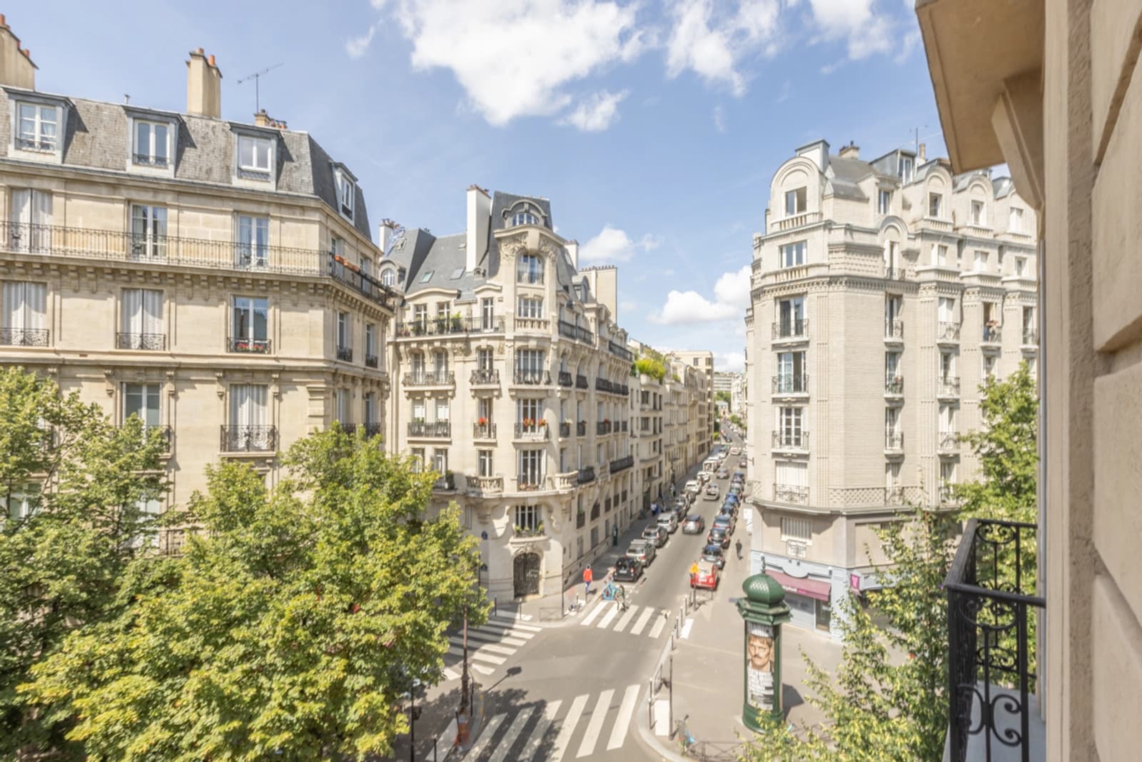 Space Haussmannian Apartment - 3
