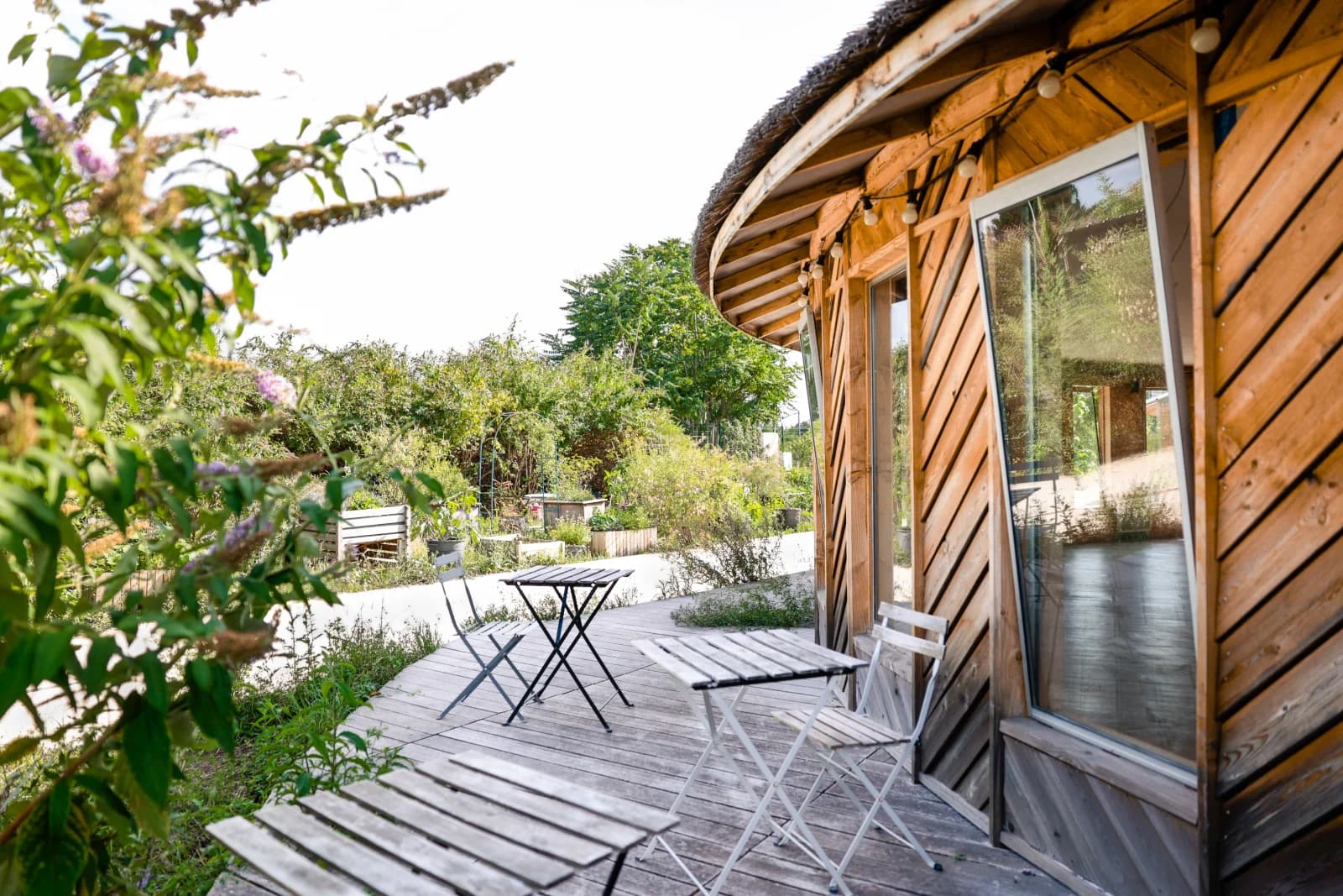 Space Former railway wasteland - 2