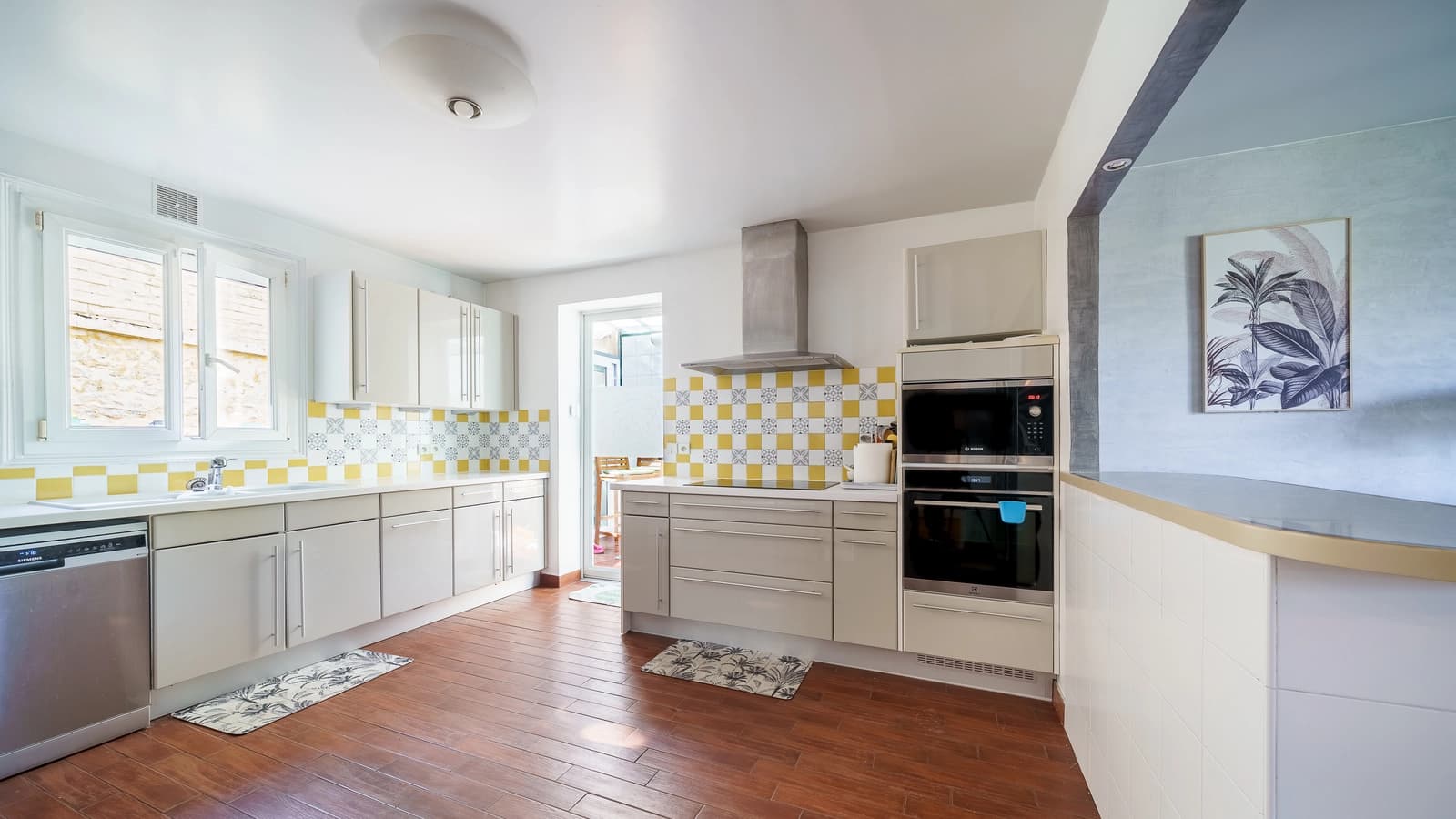 Space Beautiful villa on the edge of the Marne with large garden - 2