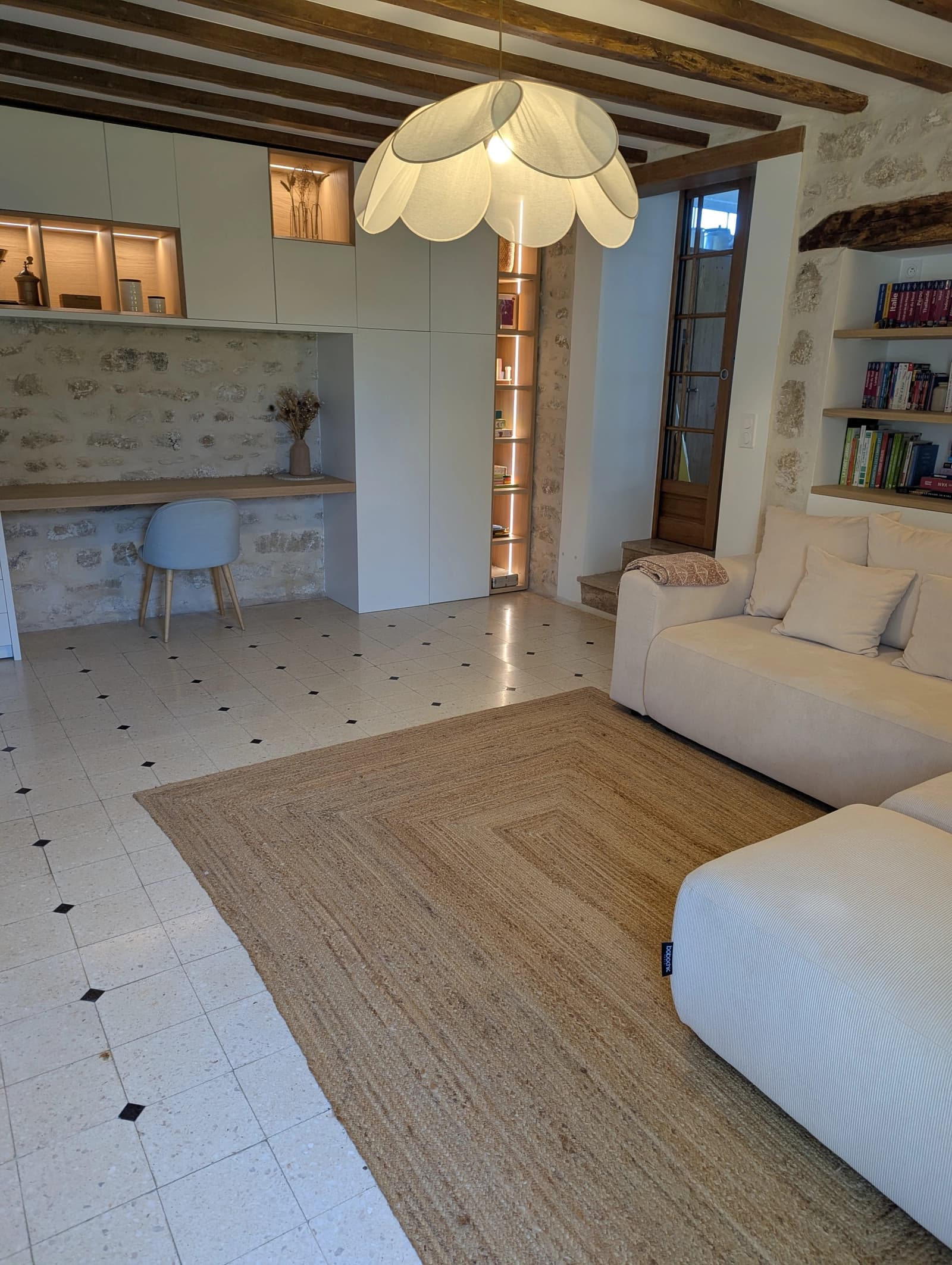 Space Country house with magnificent cathedral lounge 1 hour from Paris - 3