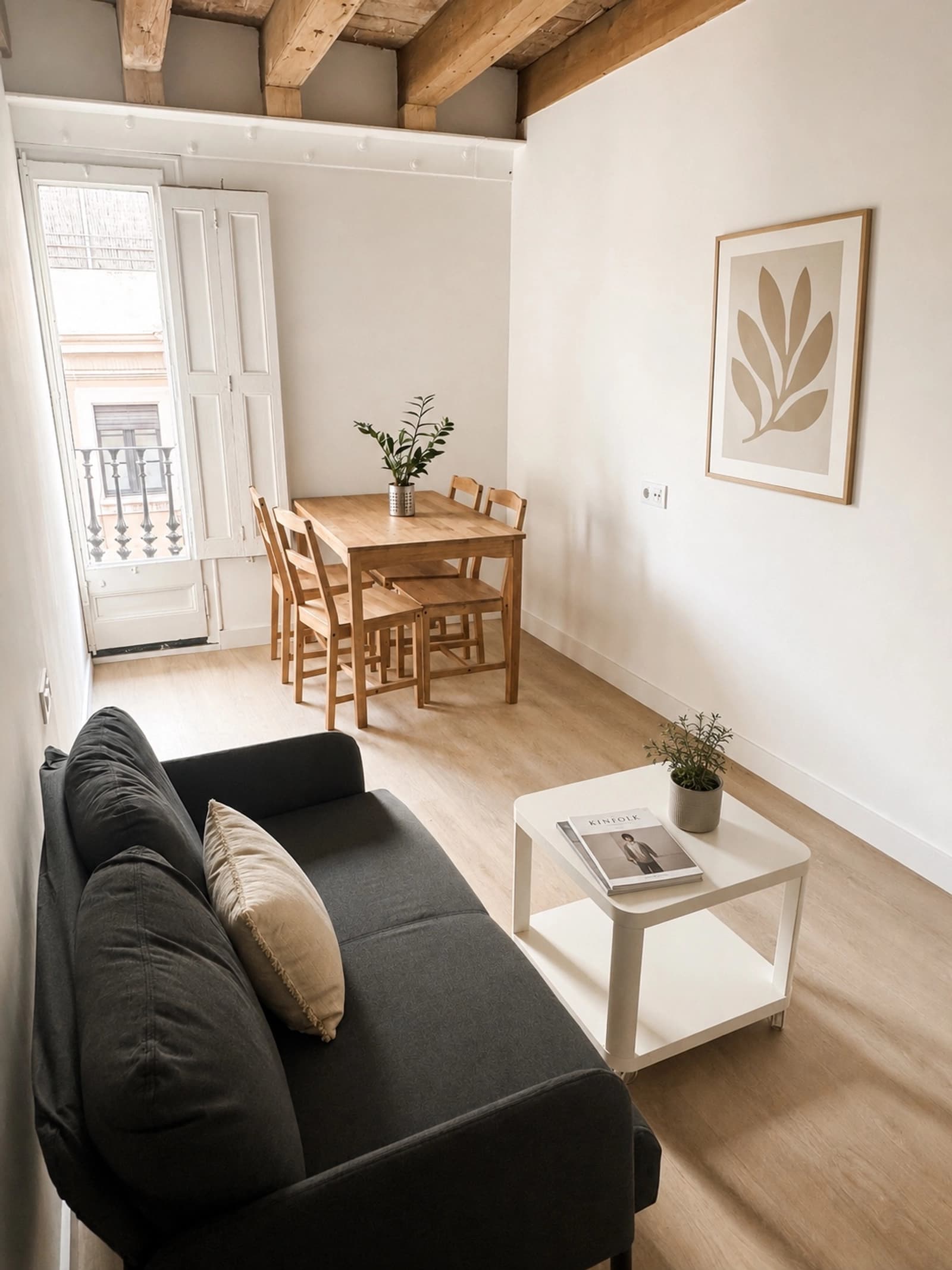 Space Charming apartment in El Born for shoots and filming - 2
